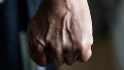 Житель Поронайска до смерти забил своего знакомого 