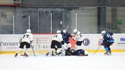 Спортшкола «Кристалл» приглашает на хоккейные матчи между командами Южно-Сахалинска и Хабаровска 