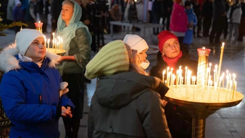  В храмах Сахалинской области состоялись рождественские богослужения