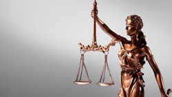 Уголовное дело возбудили в отношении матери найденного голым на дороге ребенка на Дальнем Востоке