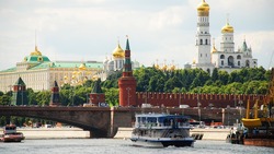 Каждое пятое путешествие по России на ковидных каникулах отменили