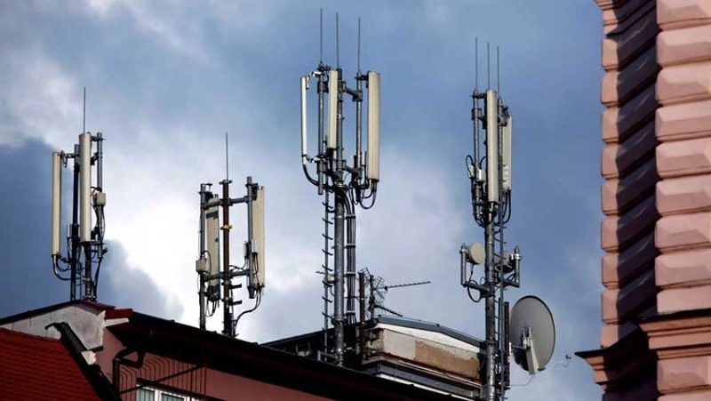 Сотовый оператор на Курилах возместил ущерб государству за воровство электричества