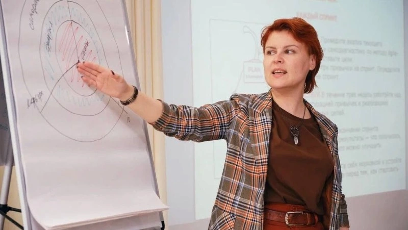 «Помощь нужна не только зависимому»: сахалинский психолог рассказала о своей работе в центре «Жизнь»