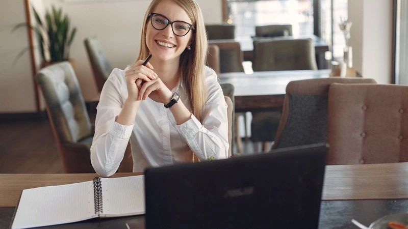 Предприниматели могут получить гарантии ВТБ для участия в госзакупках онлайн