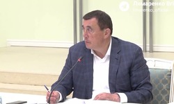 Губернатор Сахалинской области возмутился часовыми очередями за горбушей