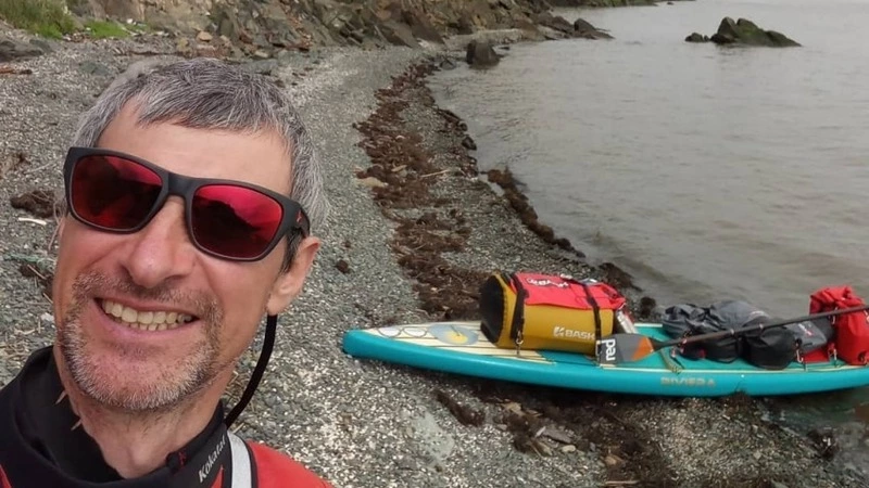 Экстремал, доплывший до Сахалина на сап-борде, отправился в новую экспедицию