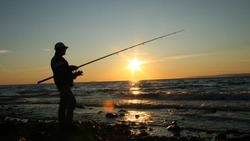 Новые участки любительского рыболовства определили в 7 районах Сахалинской области