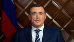 Валерий Лимаренко поздравил жителей Сахалина и Курил с Днем российской науки