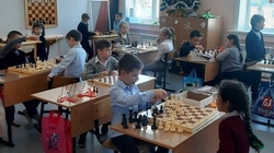 В сахалинской сельской школе основательно взялись за шахматы