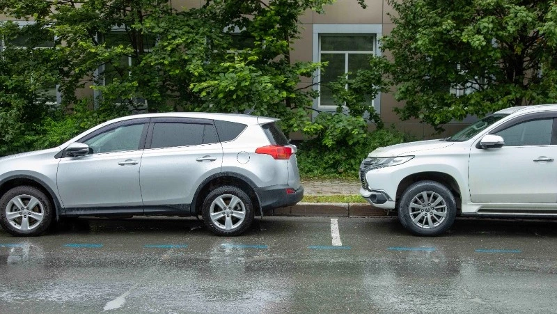 Парковка в центре Южно-Сахалинска станет платной с 17 июля