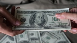 Житель Сахалина получил от Олега Кана 10 тысяч долларов за помощь в убийстве