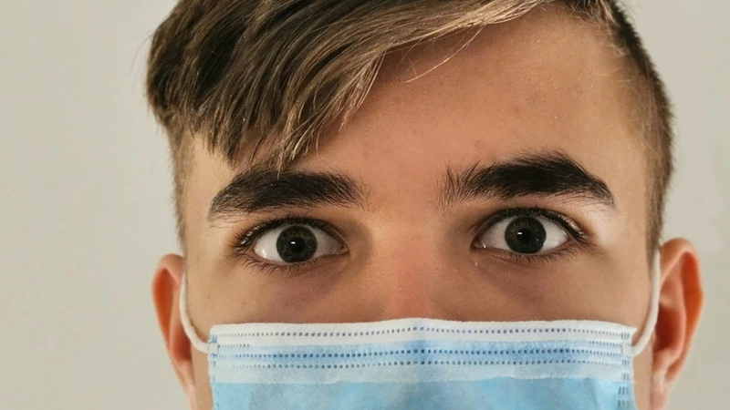 Краснодарец не может добиться от сахалинских врачей справки COVID-19, чтобы выйти на работу