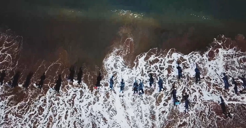 Блогер показал эффектное видео рыбалки на Сахалине           