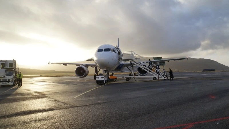 Четыре авиарейса задержаны в главном аэропорту Сахалина 18 июля