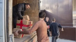 «В каждой посылке — тепло сердец сахалинцев»: островитяне отправили более 10 тонн помощи бойцам СВО