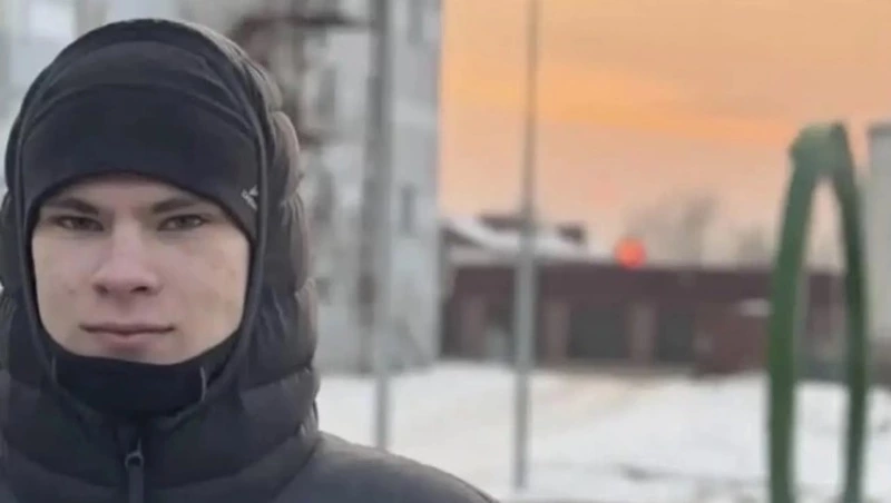 Раз сломал руку: родственница рассказала об издевательствах отчима над подростком из Тымовского