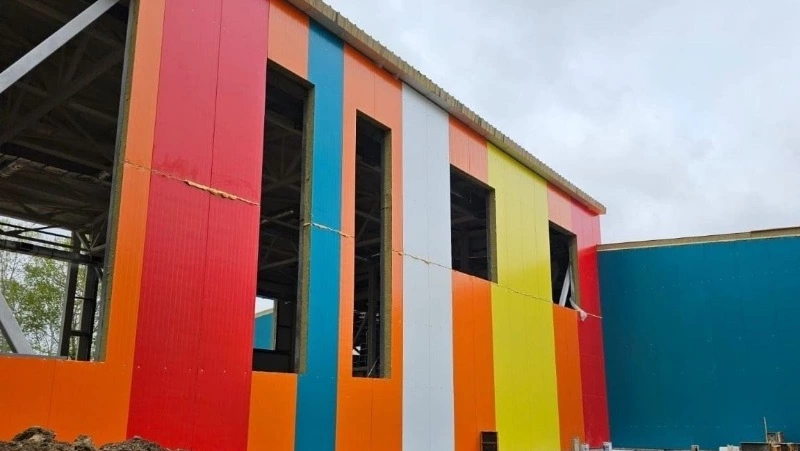 Самая крупная школа в Тымовском районе получит новый спортзал к 1 сентября 