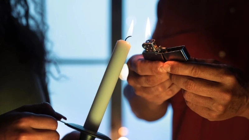 Авария на сетях оставила без света жителей четырех улиц в Южно-Сахалинске 13 января