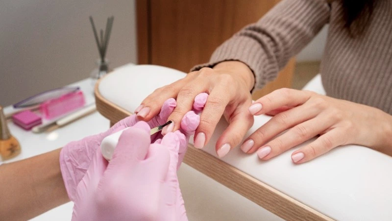 Цены на маникюр и педикюр на Сахалине: обзор бьюти-рынка