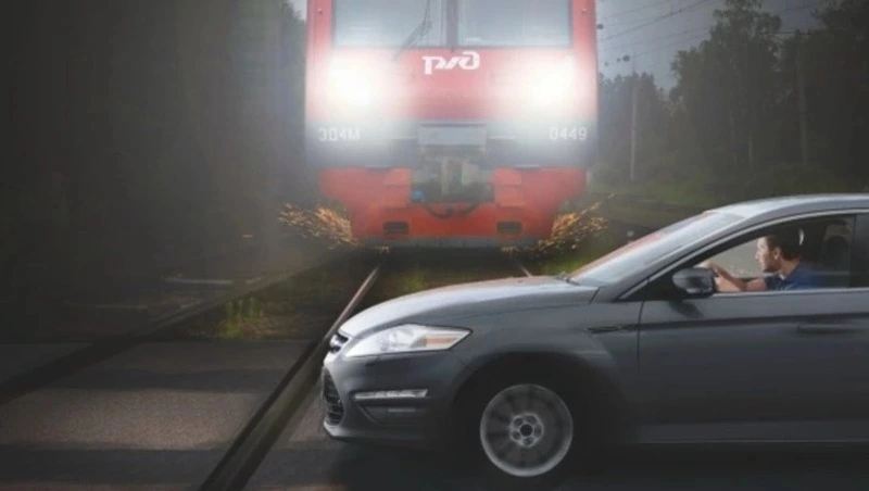 Опасность на рельсах: как водители провоцируют аварии на переездах в Сахалинской области