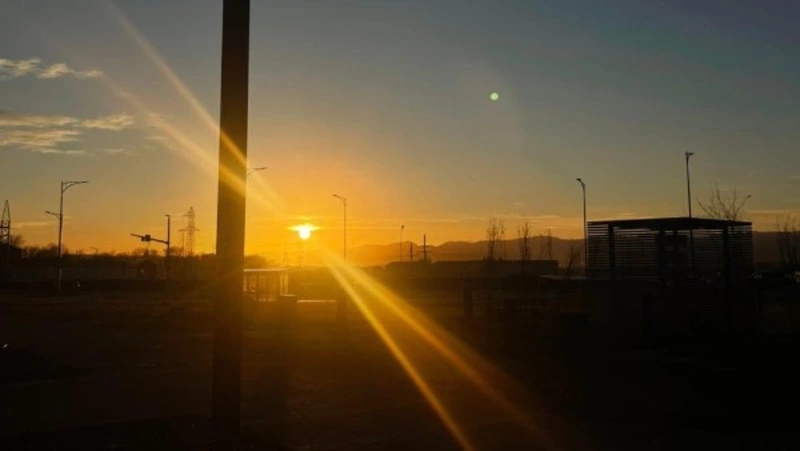 Снежную ночь и ясное утро спрогнозировали синоптики в Южно-Сахалинске 14 ноября