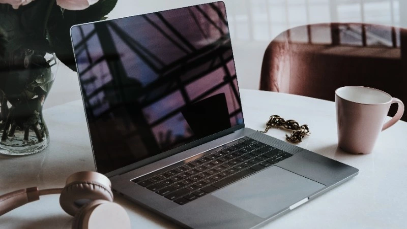  Новые и подержанные MacBook подешевели в регионах Дальнего Востока 