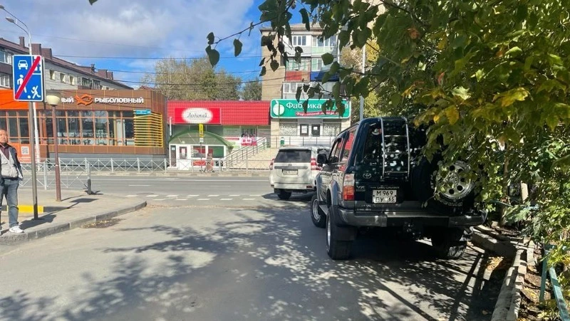 Водитель на Toyota Land Cruiser сбил 7-летнего ребенка в Южно-Сахалинске