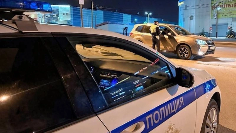 Больше 10 водителей незаконно сели за руль на Сахалине 28 октября