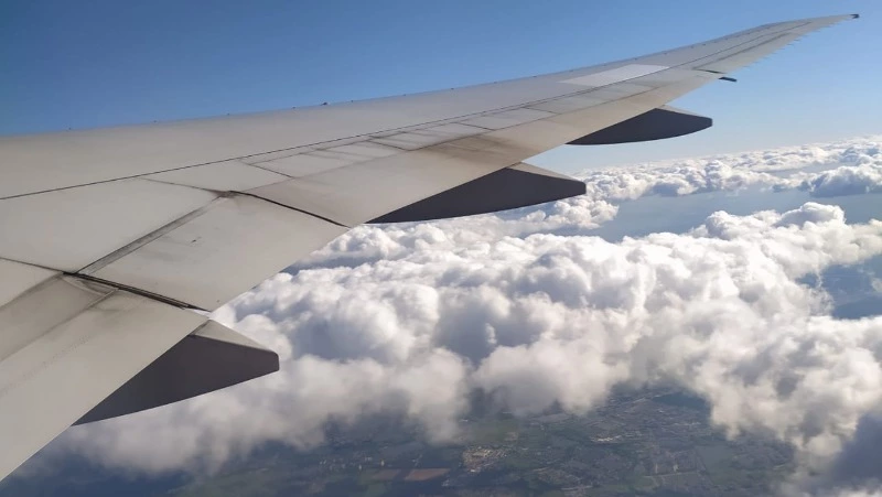 Трое пьяных мужчин задержали рейс Южно-Сахалинск — Москва