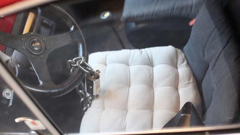 У сахалинца украли 400 тысяч с помощью перехватчика частот сигнализации