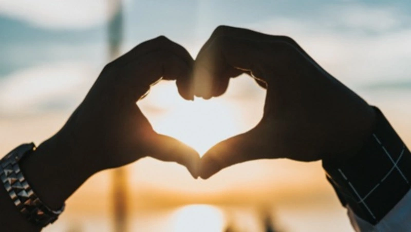 Сахалинец разыскивает прекрасную незнакомку, которая читала на пике Чехова