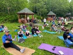 Международный день йоги прошёл на Сахалине