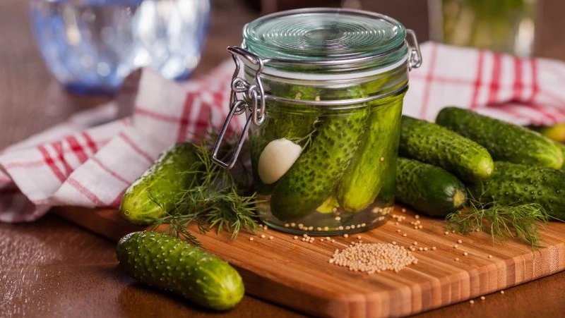 Секреты закаток с Сахалина: три проверенных рецепта огурцов на зиму от дачников