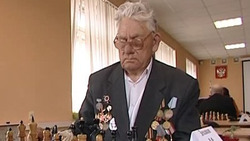 Мат мату рознь: как ветеран войны Валентин Земляков на шахматном турнире отличился