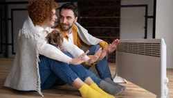 Поликлиника, детские сады и десятки улиц Южно-Сахалинска остались без тепла и воды 9 декабря 