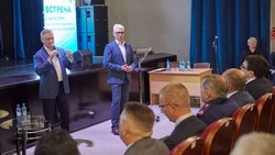 Надсадин больше двух часов беседовал с жителями Ново-Александровска