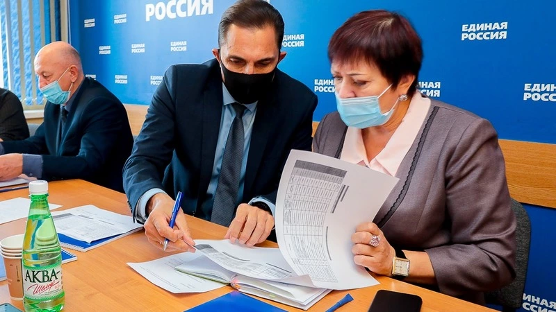 Сахалинские единороссы вместе с властями запускают проект «Медицина на селе»