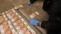 Сахалинские следователи возбудили 77 уголовных дел о коррупции в 2022 году