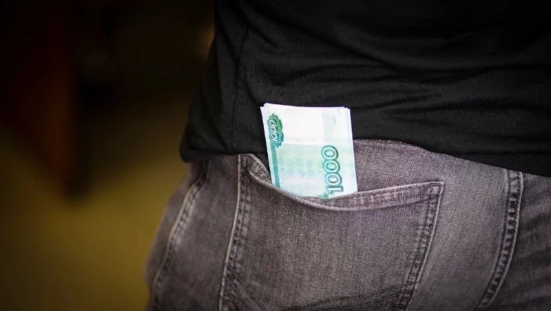 Нефтяную компанию на Сахалине наказали за незаконное лишение премии