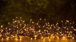 Где купить елочные гирлянды в Южно-Сахалинске: список адресов