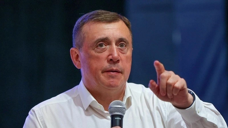 Валерий Лимаренко занял второе место в медиарейтинге губернаторов в ДФО