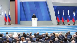 Программу маткапитала предлагают продлить минимум до 2030 года — Путин