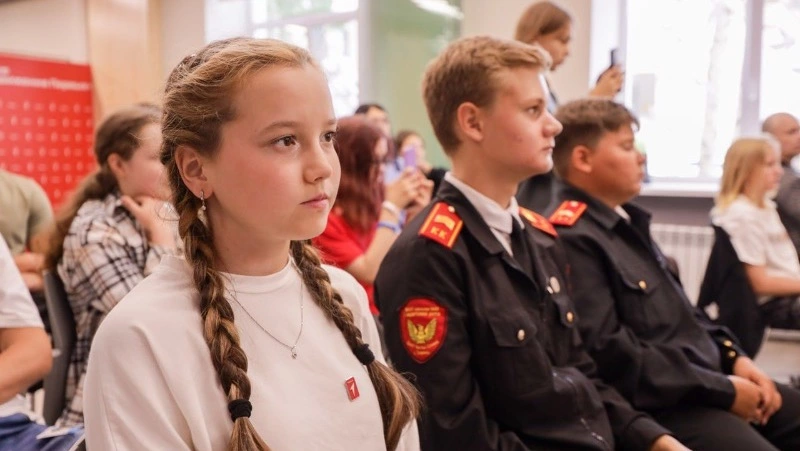 Масштабная акция «Служу отечеству» стартовала в России