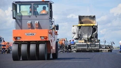 В Холмском районе реконструируют дорогу к аэропорту