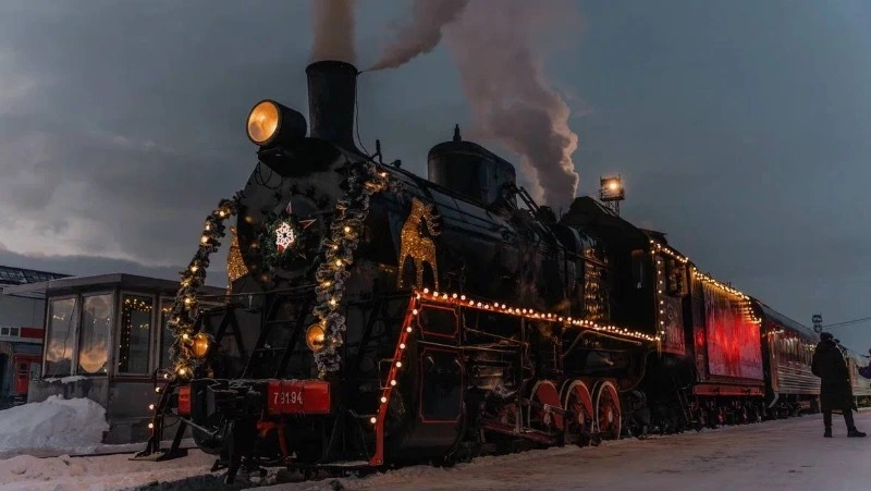 Новогодний поезд «Зимняя сказка» завершил свое путешествие по Сахалину