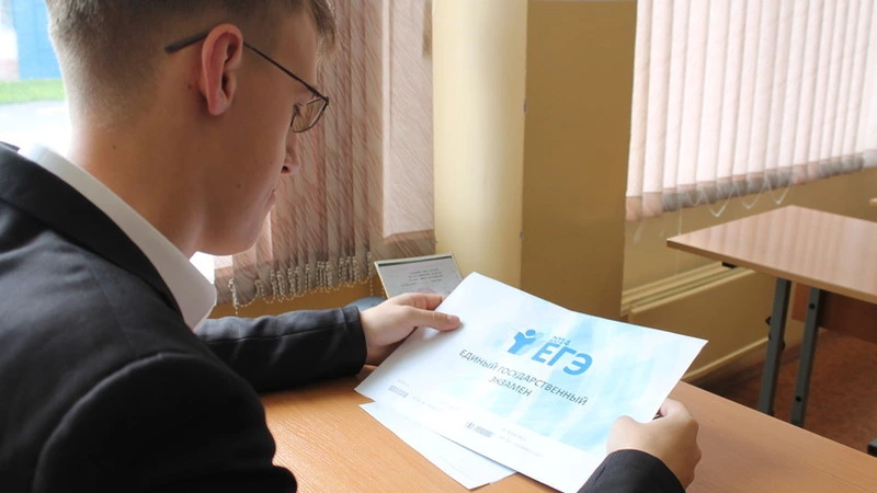 Почему школьники не справляются с итоговым сочинением