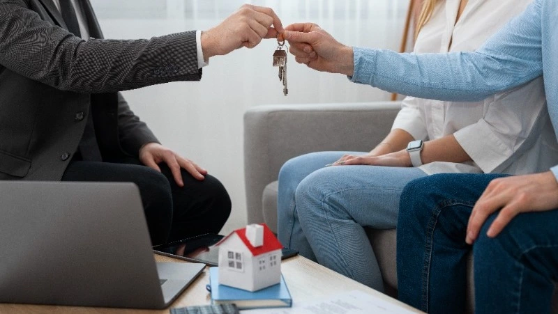 Психиатра вызывают вдвое чаще: риелтор рассказал о волне сделок с «эффектом Долиной» на Сахалине