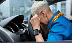 Многочасовые пробки вызвали панику у водителей Южно-Сахалинска