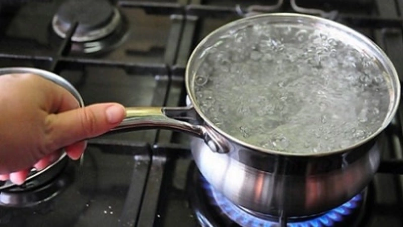 Жителей двух районов Южно-Сахалинска предупредили о возможном запахе хлора в воде 