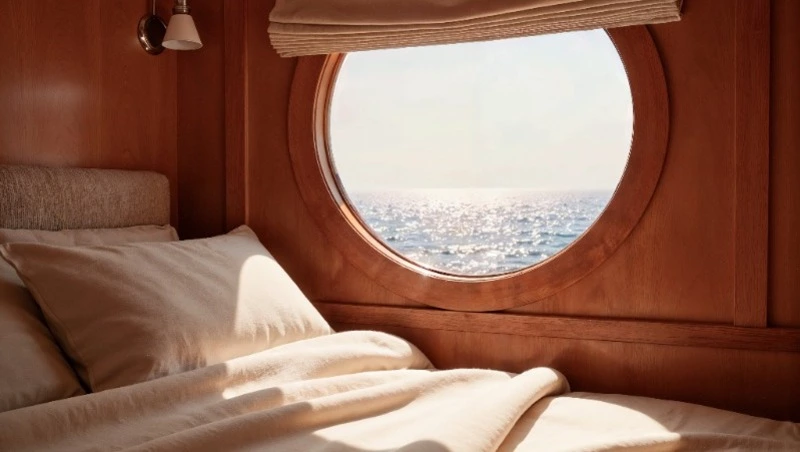 Сотрудника рыбокомбината «Островной» нашли мертвым в каюте